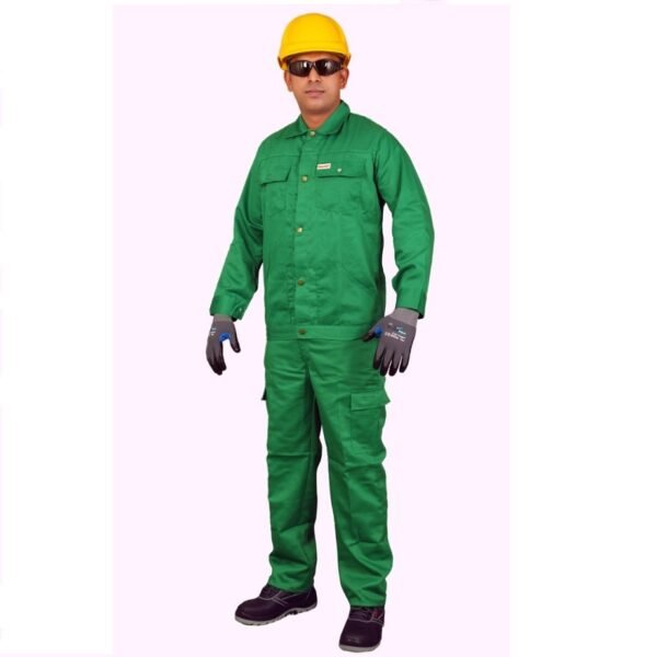 Supplier of Vaultex CGV 190GSM 100% Twill Cotton Coverall in UAE